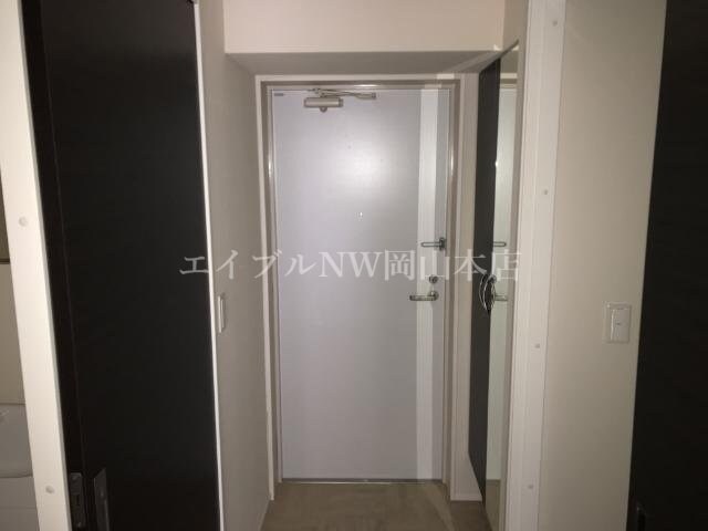 物件内観写真14　(玄関)