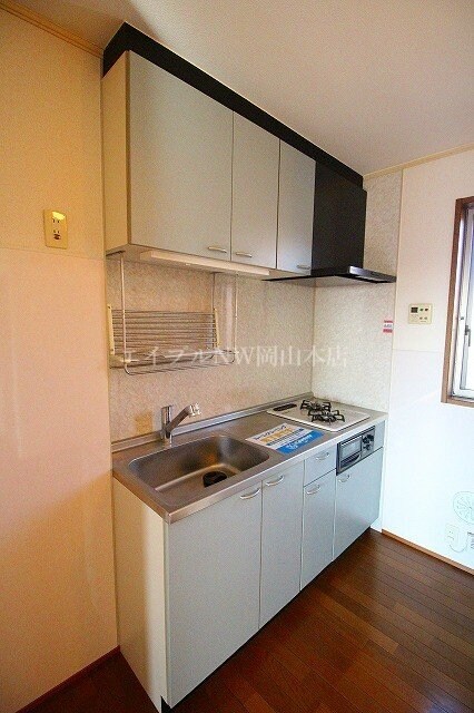 物件内観写真8　(同物件別部屋の写真です)