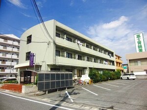 パークプレイス今８外観写真