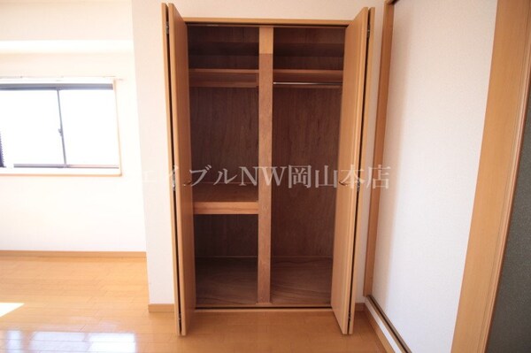 収納(同タイプのお部屋の写真です)