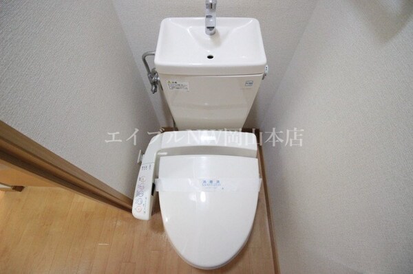 トイレ(同タイプのお部屋の写真です)