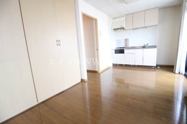 物件内観写真7　(リビング)