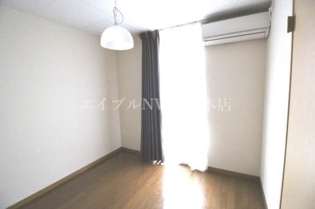 物件内観写真12　(収納)