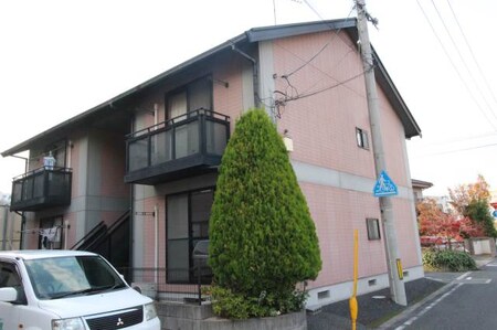 グリシーヌＢ棟外観写真