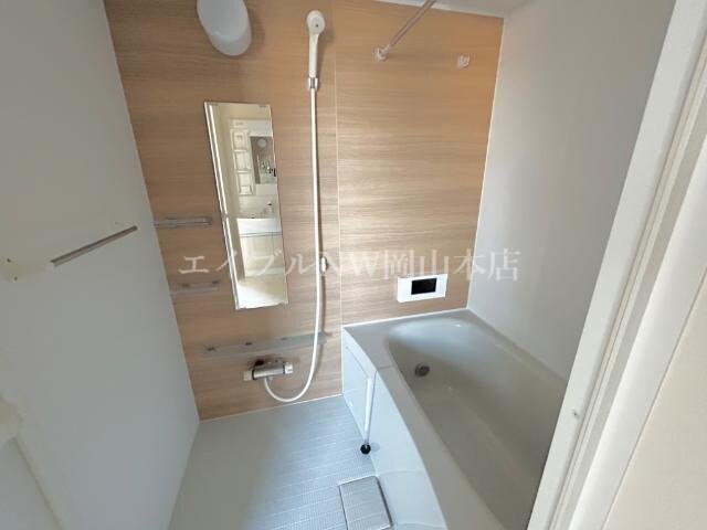 物件内観写真8　(バス／シャワールーム等)