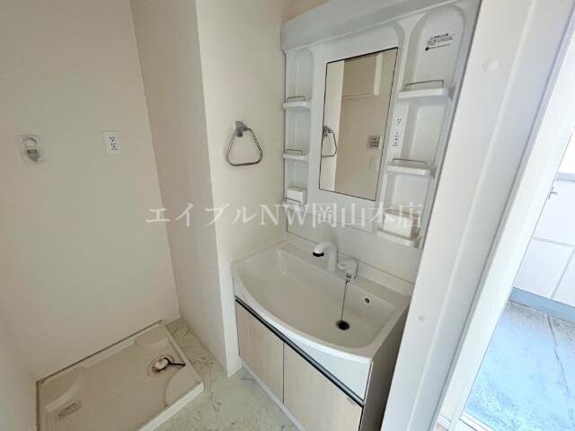 物件内観写真10　(洗面)