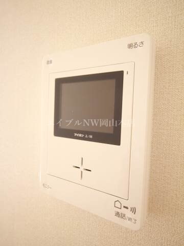 物件内観写真12　(モニターホン)