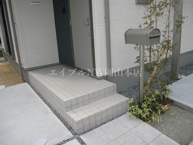 物件内観写真19　(玄関)