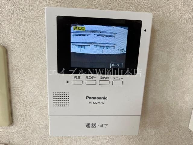 物件内観写真23　(カメラ付インターホン)