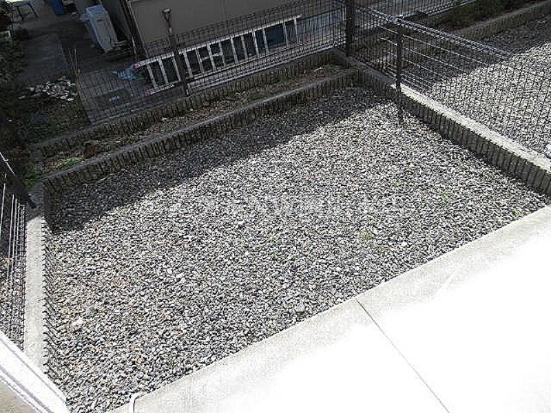 物件内観写真14　(専用庭)