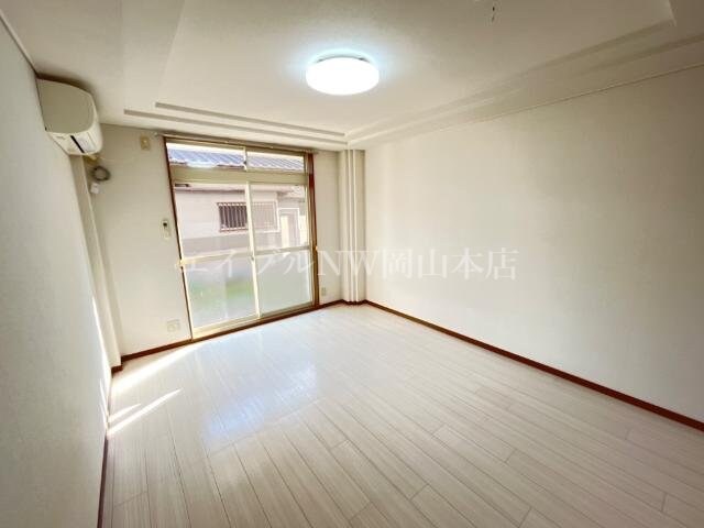 物件内観写真19　(洋室)