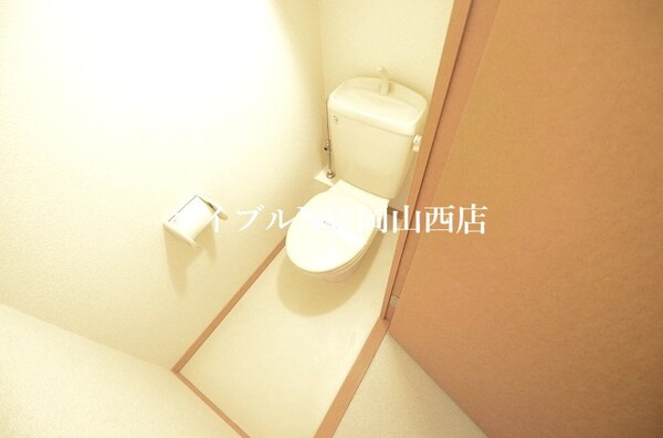 トイレ(備品や設備仕様は号室等により異なります現地をご確認ください。)