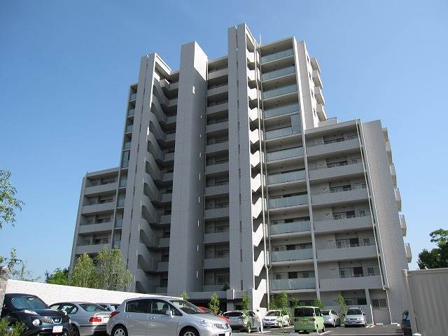 サーパス学南町