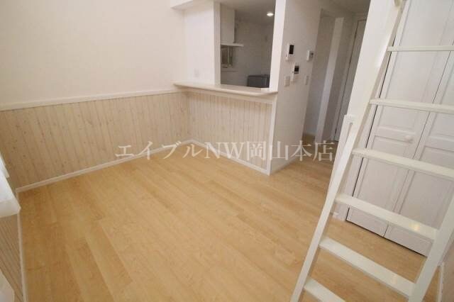 物件内観写真21　(居室)