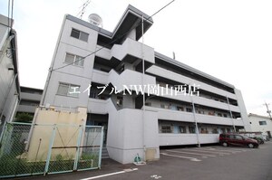 山地マンション外観写真