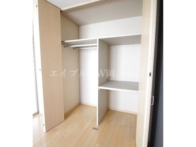 物件内観写真12　(クローゼット)