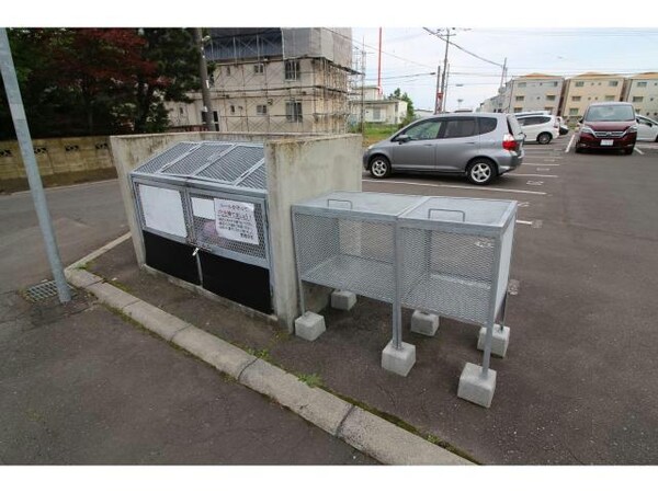 その他