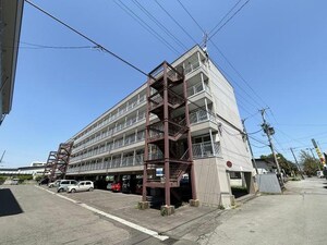 ピュアパレス港外観写真