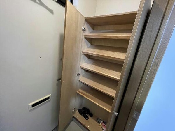 玄関回り