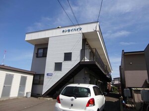 キンセイハイツ外観写真