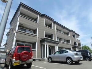 めぞん参番館外観写真