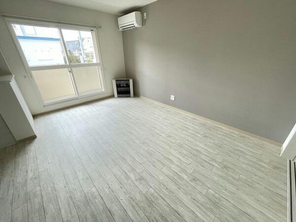 リビングダイニング