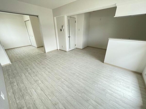 リビングダイニング