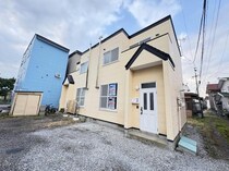 中島町1棟2戸の外観写真