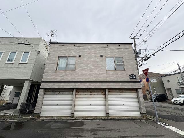 コーポいづみの物件外観写真