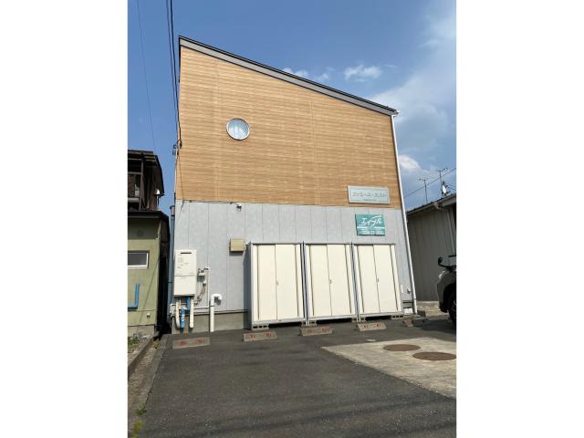 ファミーユ・エスト