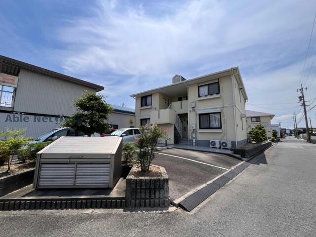 物件外観写真2　(全体)