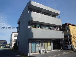 ウエスト外観写真