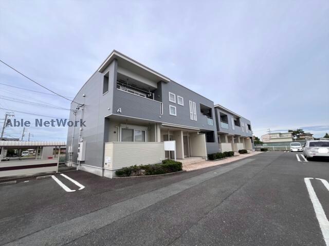 物件外観写真1　(A・B棟)