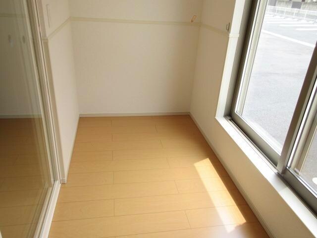 物件内観写真19　(サンルーム)