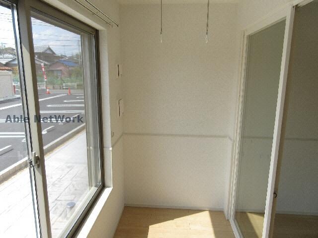 物件内観写真20　(サンルーム)