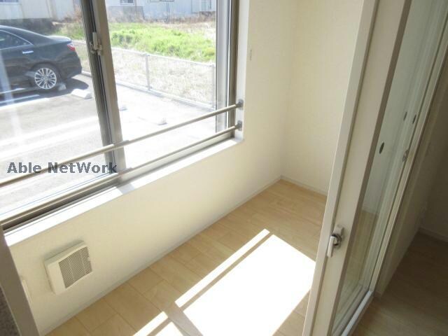 物件内観写真22　(サンルーム)