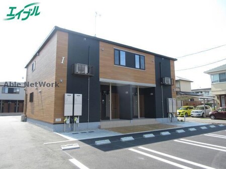 ビッグイヤー　Ⅰ・Ⅱ外観写真