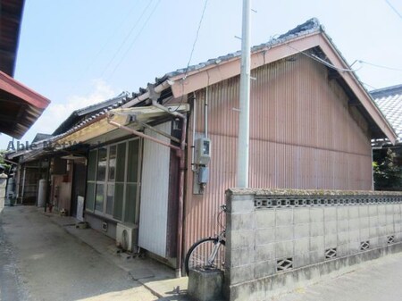 白塚町貸家外観写真