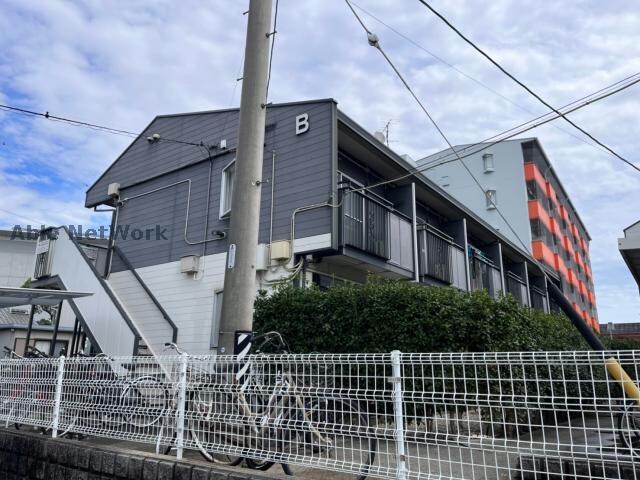 物件外観写真2　(B棟)