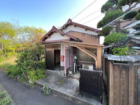 一身田貸家外観写真