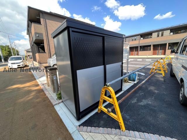 物件外観写真4　(ゴミ置場)