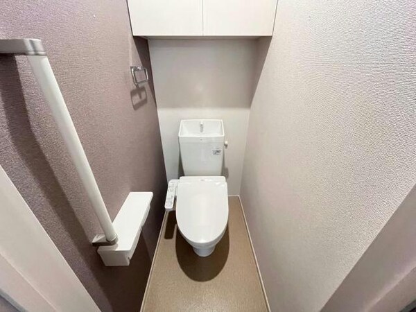 トイレ(※同型タイプ)