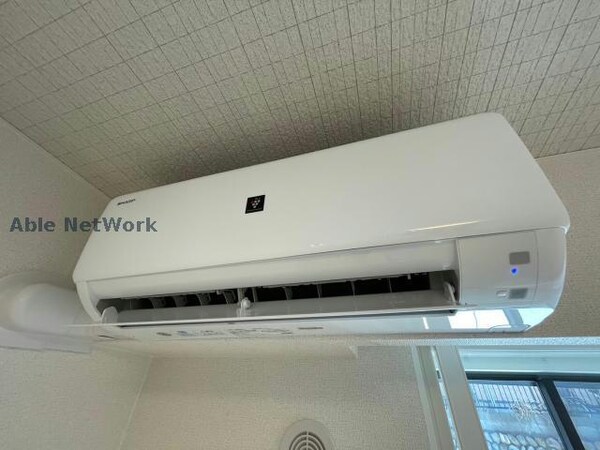空調設備(同型類似のものです。)