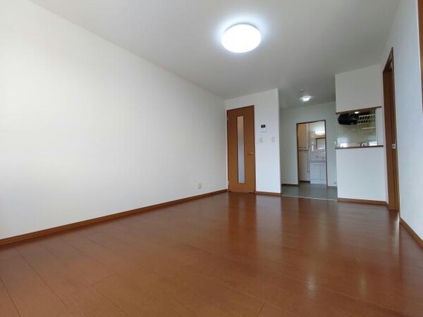 リビングダイニング