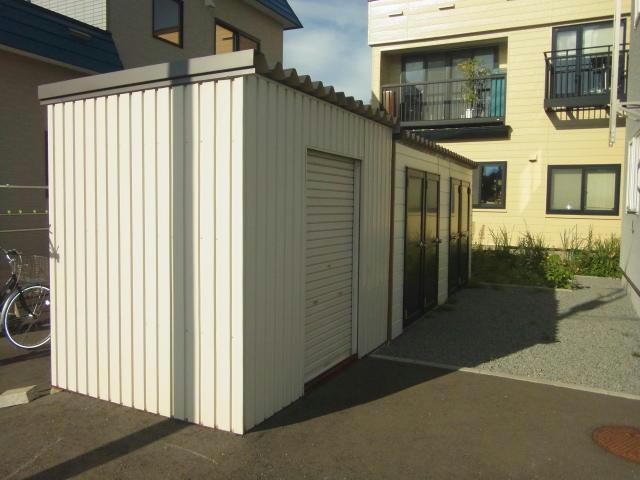 物件外観写真4　(物置)