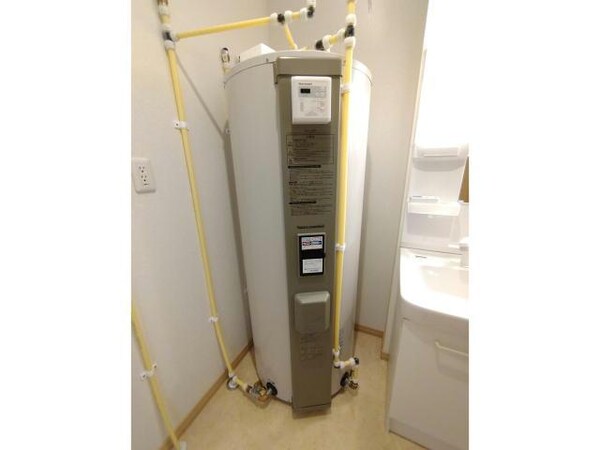 洗面所・脱衣所(電気温水器)
