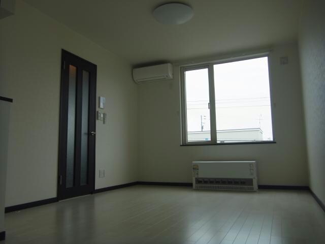 物件内観写真8　(反転タイプ)