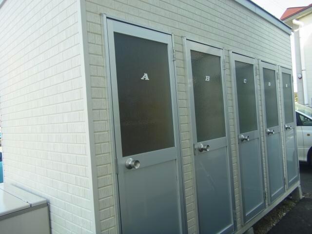 物件外観写真2　(物置)