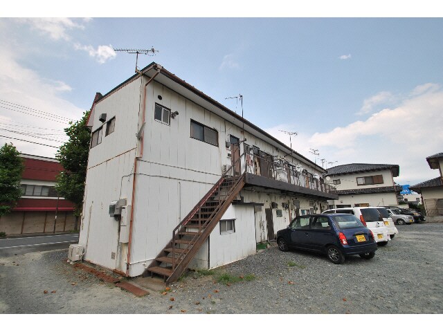 日高大成アパートの物件外観写真