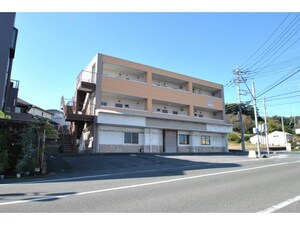 茅根ビル外観写真